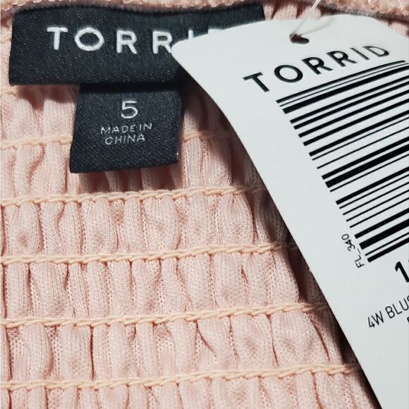 NWT Torrid Blush Pink Off Shoulder Lace Top - Picture 3 of 5